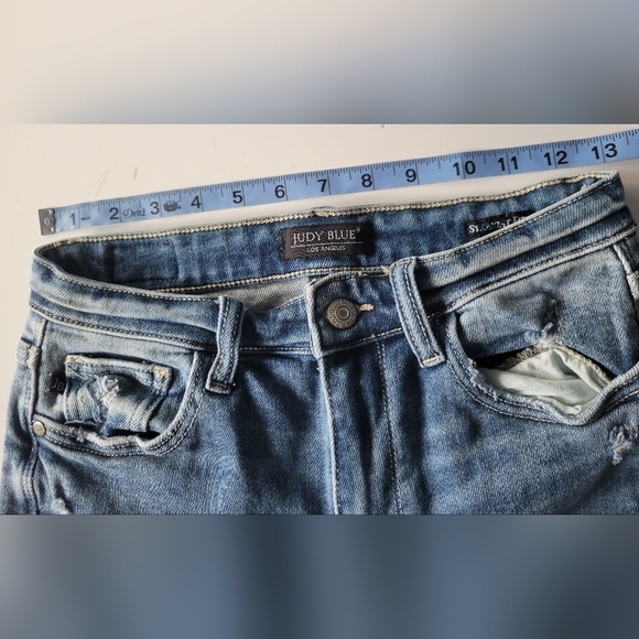 Judy Blue Straight Fit Distressed Jeans Size 25 in Blue - Picture 11 of 13